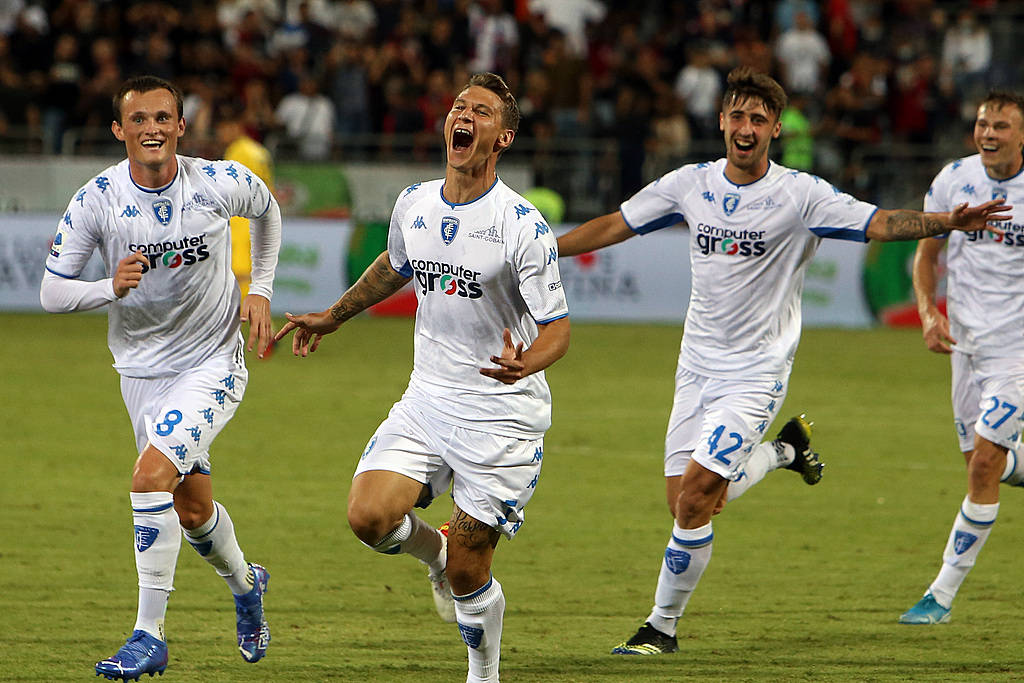 关于加时末段欧篮联焦点战，法兰克福战术微调，信心回归，球探报告显示潜力的信息