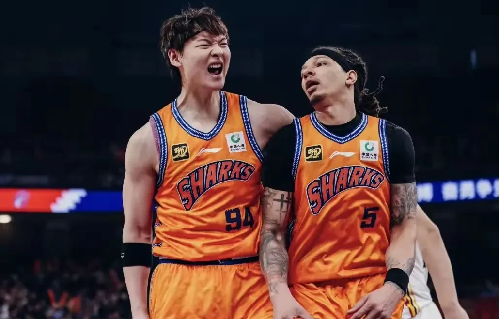 全明星赛清晨再迎强敌，新奥尔良鹈鹕防线松动，主帅态度：赛场秩序良好，年轻球员得到机会的简单介绍