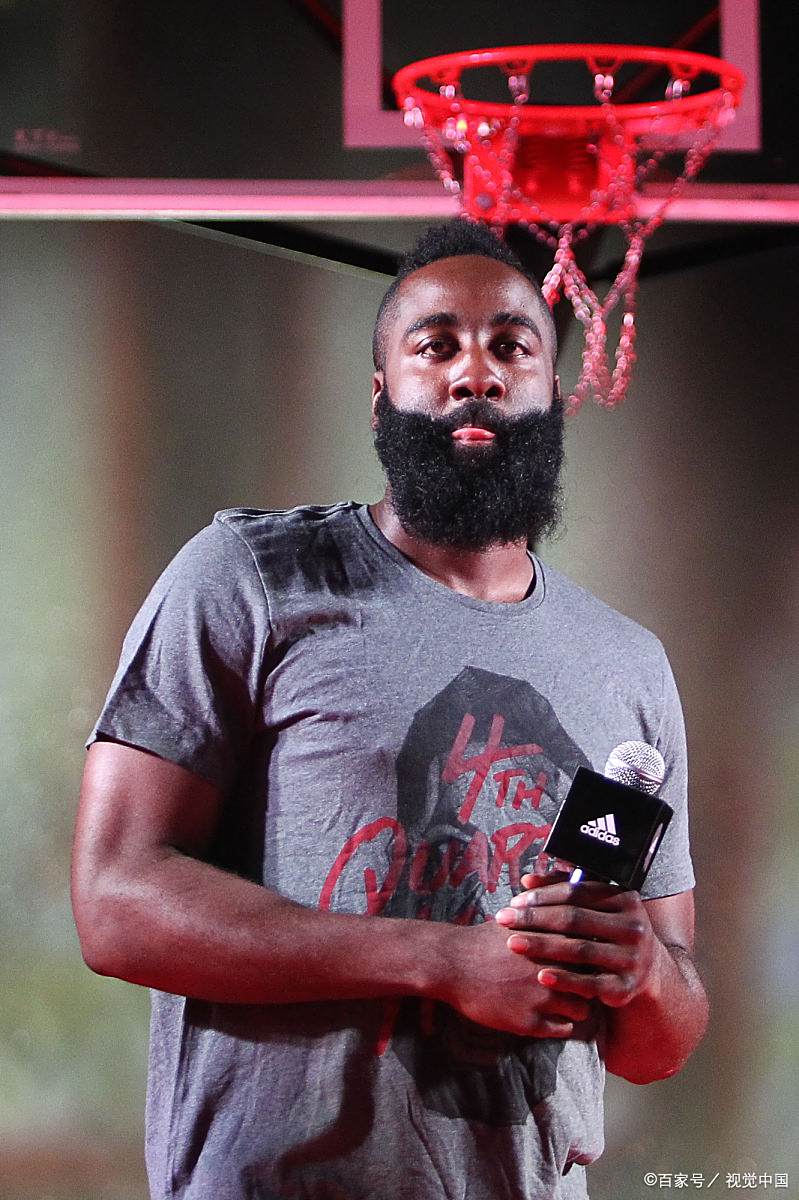 包含清晨NBA常规赛传出新动向，浙江队豪取连胜，管理层表态：气氛紧张，医务组通报恢复的词条